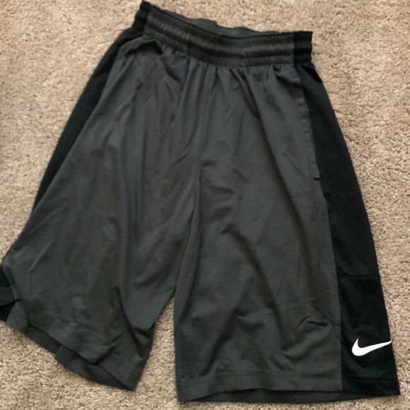 Nike dri-fit shorts - Picture 1 of 2
